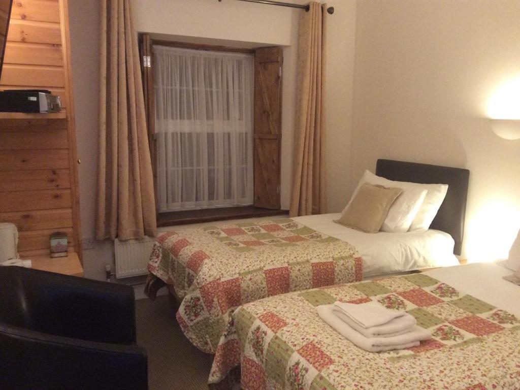 ดิ โอลด์ สตาร์ Bed & Breakfast Winterbourne ห้อง รูปภาพ